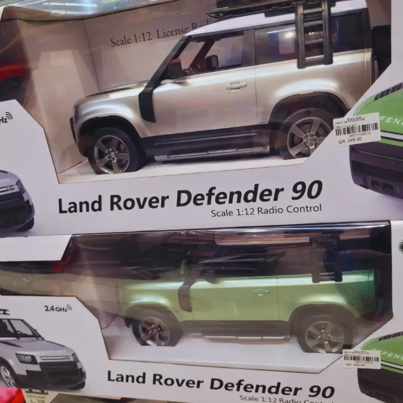 Land Rover Defender 90 RTR 112 Scale Radio-Controlled Car Two Models at BravoKids Qatar