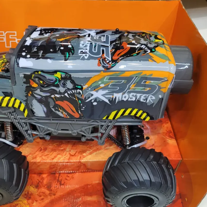 X-Monster 35 4WD Off-Road Beast – Any Terrain High-Performance RC Car Product Image (7)